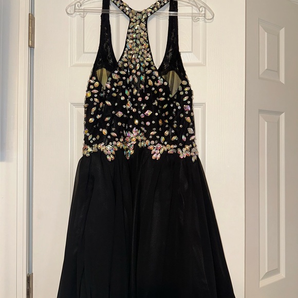 Formal Dress - Picture 3 of 3